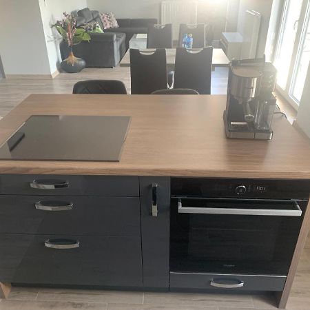 Klimatyzowany Apartament Z Miejscem Garazowym Гожув-Велькопольски Экстерьер фото