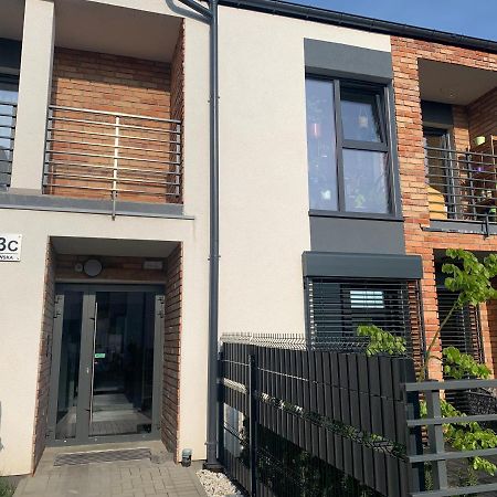 Klimatyzowany Apartament Z Miejscem Garazowym Гожув-Велькопольски Экстерьер фото