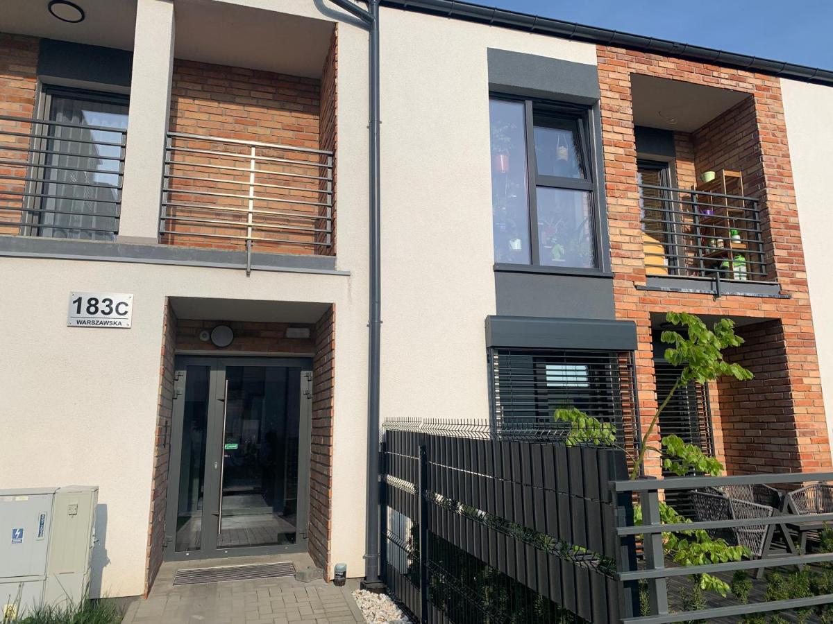 Klimatyzowany Apartament Z Miejscem Garazowym Гожув-Велькопольски Экстерьер фото